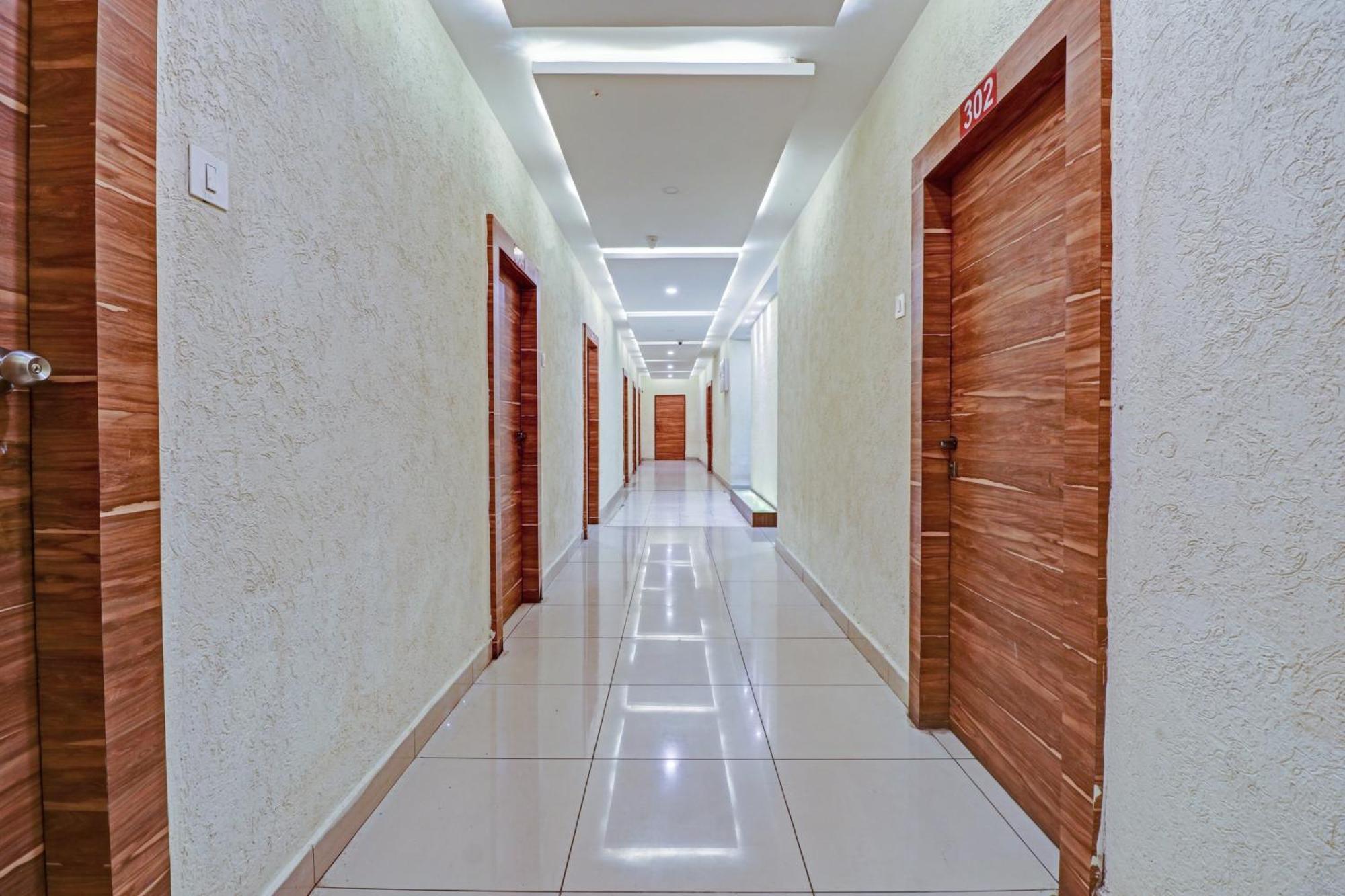 Hotel O Aditya Grand Inn Guntūr Εξωτερικό φωτογραφία